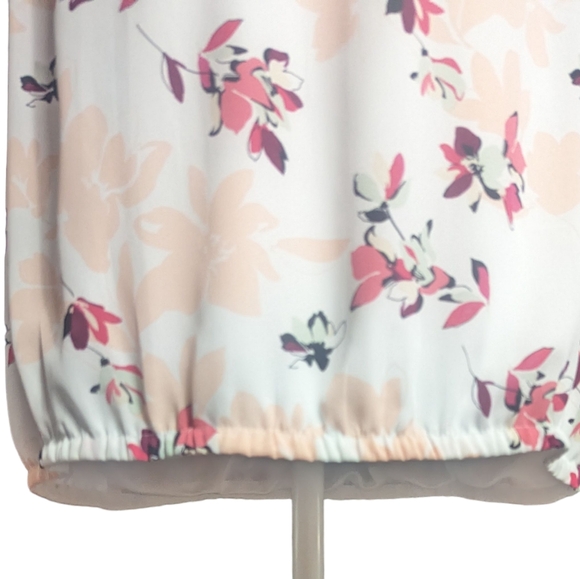 Liz Claiborne Sleeveless Top - Picture 3 of 5